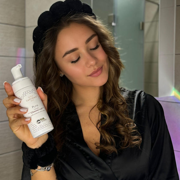 PURE <br/>Gentle facial cleansing foam for sensitive and atopic skin